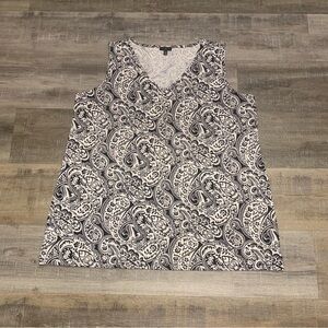 Talbots Plus 1X Black & White Paisley Floral Print Sleeveless V-Neck Tank Top
